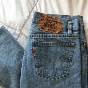 Vintage Levi’s straight leg jean